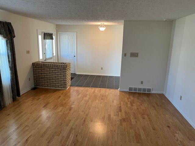 204 Delaplain Road, Winchester, KY 40391