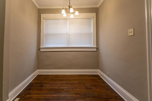 1512 Indianola Avenue, Columbus, OH 43201