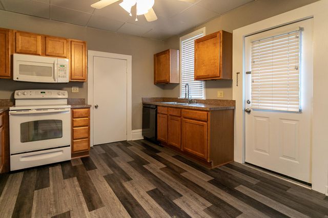 1512 Indianola Avenue, Columbus, OH 43201