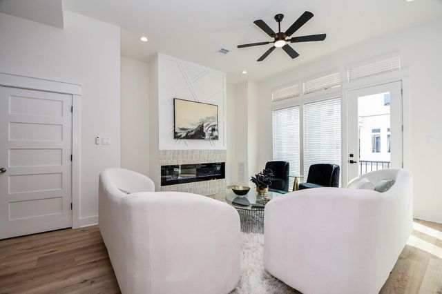 5615 Val Verde Street C, Houston, TX 77057