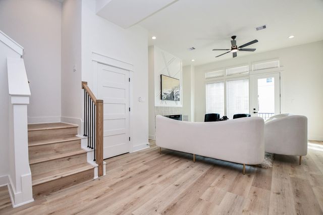 5615 Val Verde Street C, Houston, TX 77057