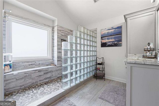 6036 Bateau Drive, Flowery Branch, GA 30542