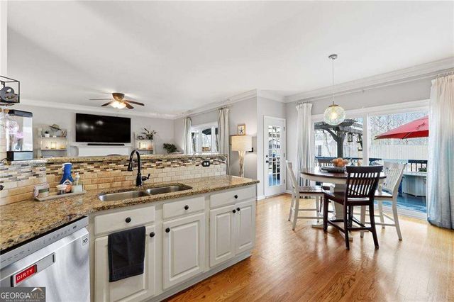 6036 Bateau Drive, Flowery Branch, GA 30542