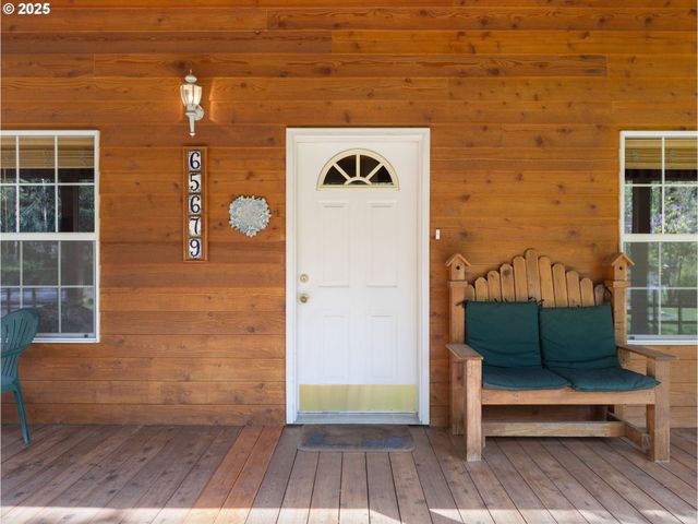 65679 E ALPINE Way, Rhododendron, OR 97049