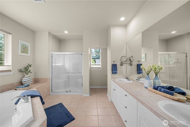 21712 SE 259th Street, Maple Valley, WA 98038