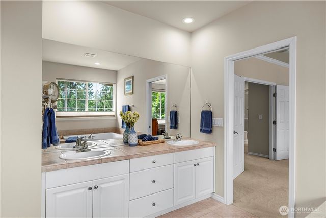 21712 SE 259th Street, Maple Valley, WA 98038