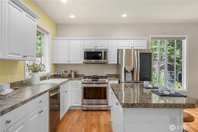 21712 SE 259th Street, Maple Valley, WA 98038