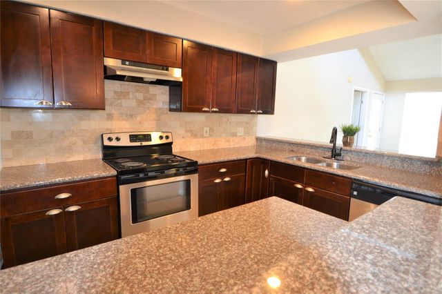 15718 Fox Springs Drive, Houston, TX 77084