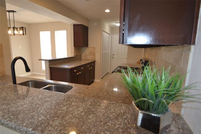 15718 Fox Springs Drive, Houston, TX 77084