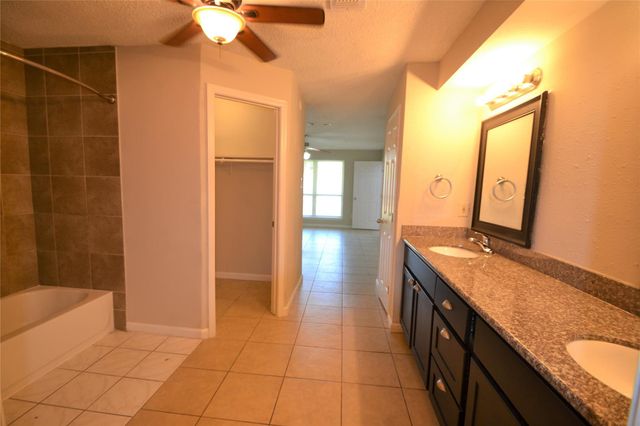 15718 Fox Springs Drive, Houston, TX 77084