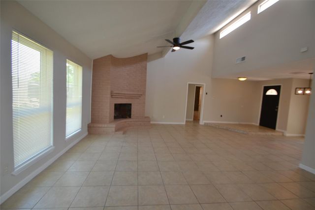 15718 Fox Springs Drive, Houston, TX 77084