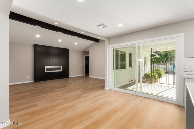 4313 W BUTLER Drive W, Glendale, AZ 85302