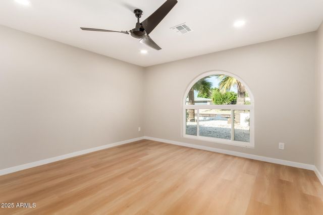 4313 W BUTLER Drive W, Glendale, AZ 85302