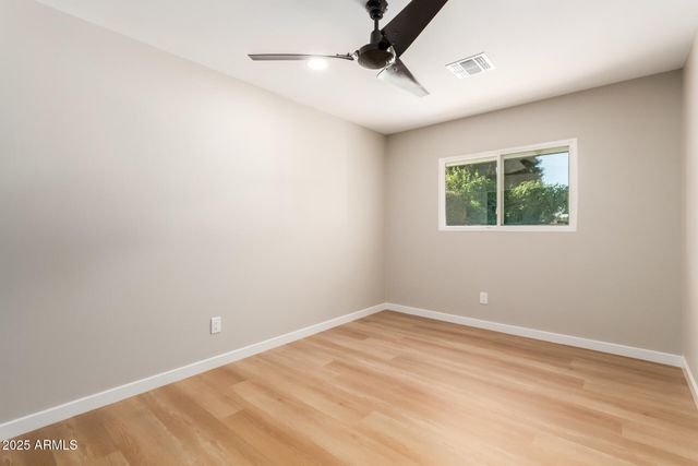 4313 W BUTLER Drive W, Glendale, AZ 85302