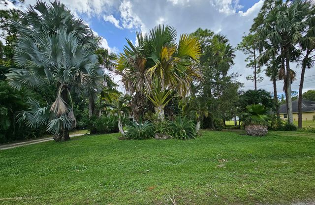16318 E Brighton Drive, Loxahatchee, FL 33470