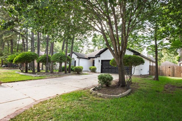 22 S Lace Arbor Drive, The Woodlands, TX 77382