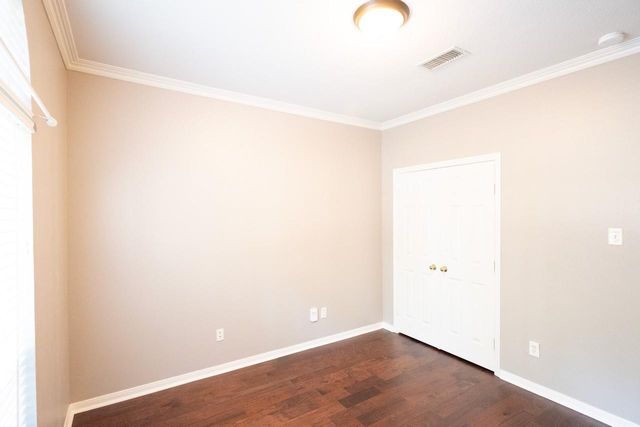 22 S Lace Arbor Drive, The Woodlands, TX 77382