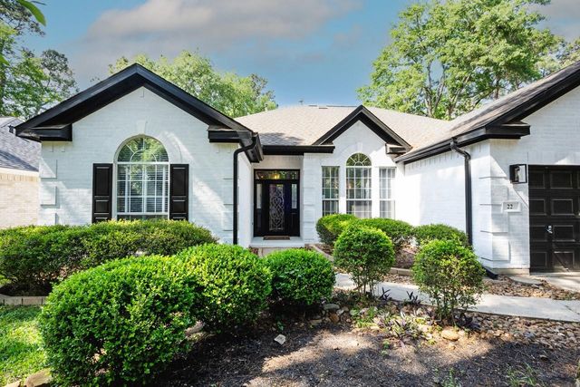 22 S Lace Arbor Drive, The Woodlands, TX 77382
