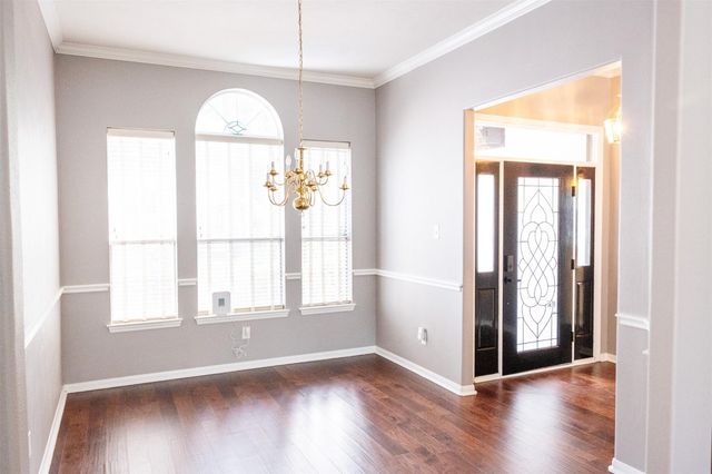 22 S Lace Arbor Drive, The Woodlands, TX 77382