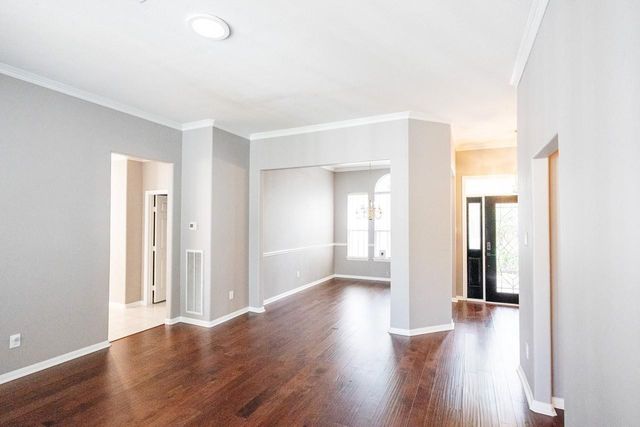 22 S Lace Arbor Drive, The Woodlands, TX 77382