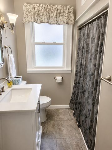 1219 25th Avenue, Rock Island, IL 61201