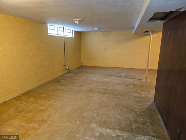 1875 46th Street E, Inver Grove Heights, MN 55077