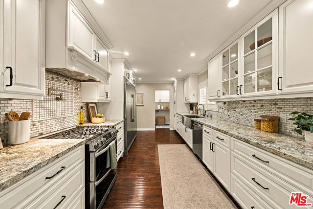 19230 Cheyenne Street, Porter Ranch (los Angeles), CA 91326