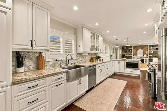 19230 Cheyenne Street, Porter Ranch (los Angeles), CA 91326