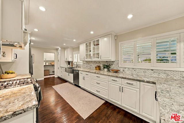 19230 Cheyenne Street, Porter Ranch (los Angeles), CA 91326