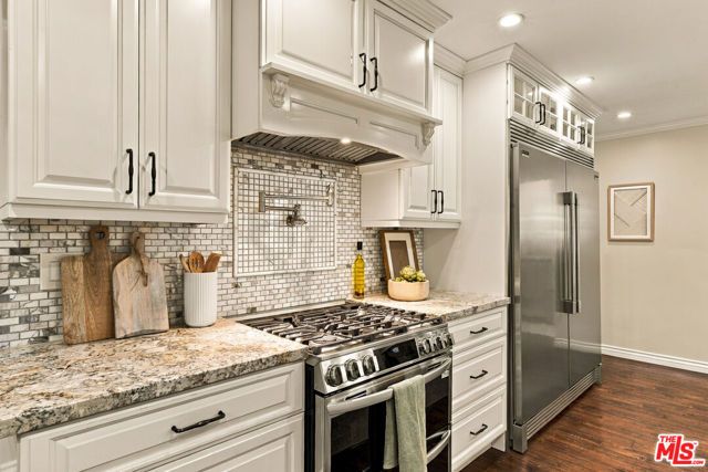 19230 Cheyenne Street, Porter Ranch (los Angeles), CA 91326