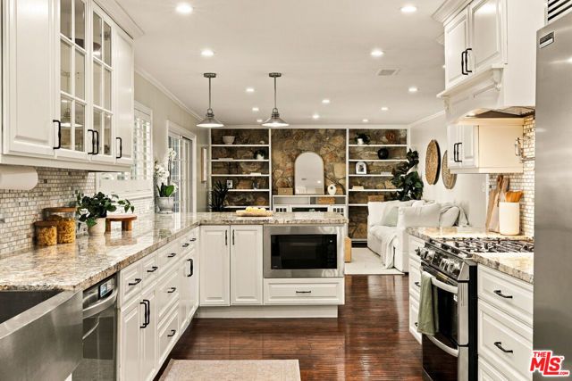 19230 Cheyenne Street, Porter Ranch (los Angeles), CA 91326