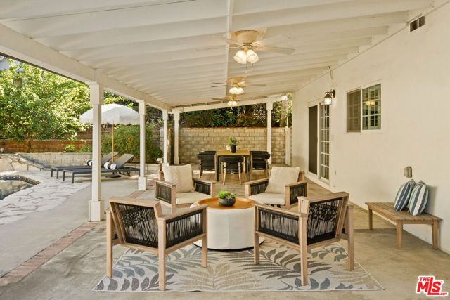 19230 Cheyenne Street, Porter Ranch (los Angeles), CA 91326