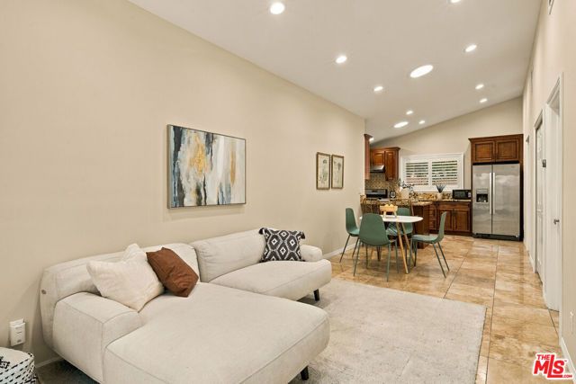 19230 Cheyenne Street, Porter Ranch (los Angeles), CA 91326