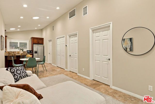 19230 Cheyenne Street, Porter Ranch (los Angeles), CA 91326