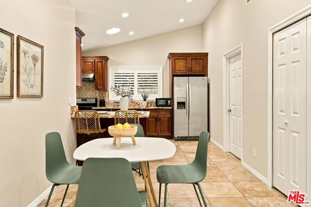 19230 Cheyenne Street, Porter Ranch (los Angeles), CA 91326