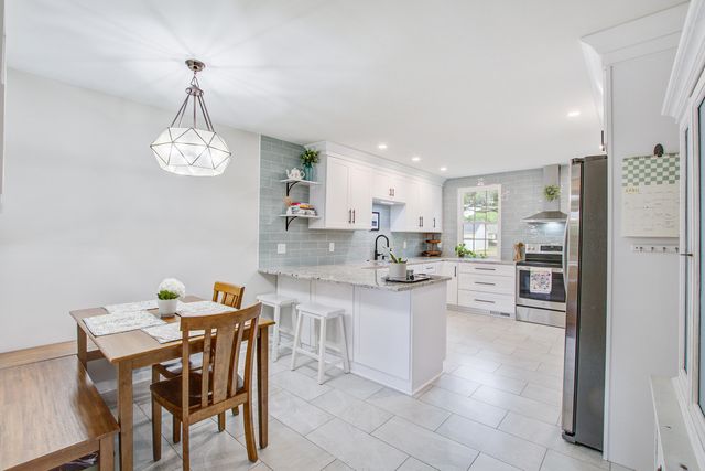 2115 Hunter Creek Drive, Charleston, SC 29414