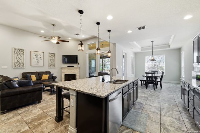 1058 Cedar Glen, New Braunfels, TX 78132