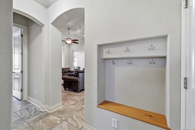 1058 Cedar Glen, New Braunfels, TX 78132