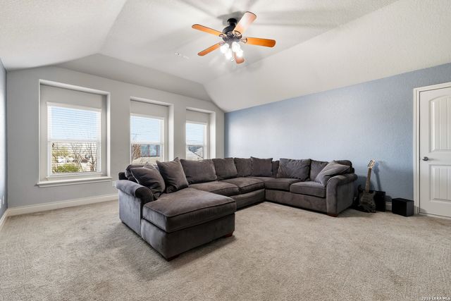 1058 Cedar Glen, New Braunfels, TX 78132