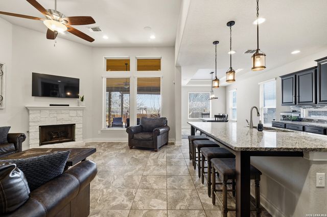 1058 Cedar Glen, New Braunfels, TX 78132