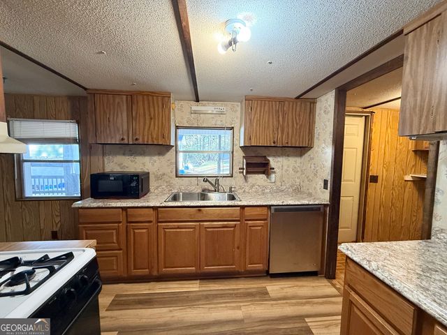 275 Hanson Drive, Lagrange, GA 30240