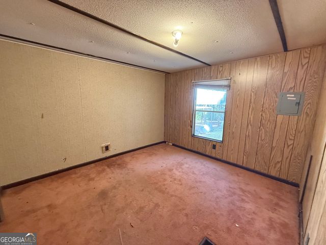 275 Hanson Drive, Lagrange, GA 30240