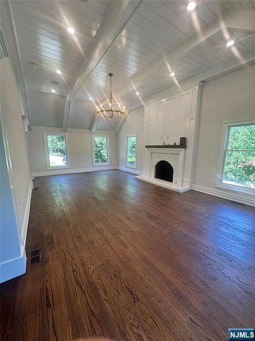 53 Gristmill Lane, Upper Saddle River, NJ 07458