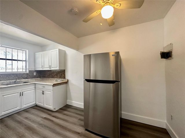 3100 NW 135th St 2, Opa-locka, FL 33054