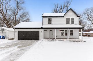 1104 Tecumseh Avenue, Waterford Twp, MI 48327