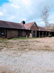 11690 Southfork Dr, Duncanville, AL 35456