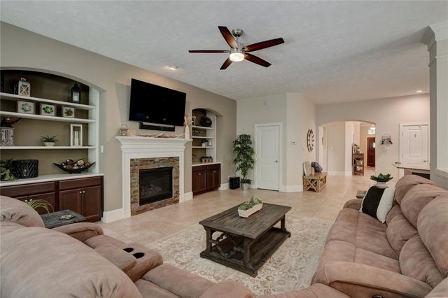 27243 Jessica Hills Lane, Spring, TX 77386