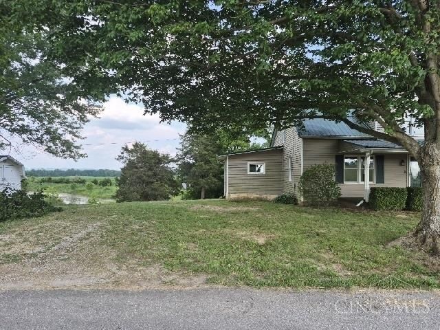 100 Thomas Stone Road, Peebles, OH 45660