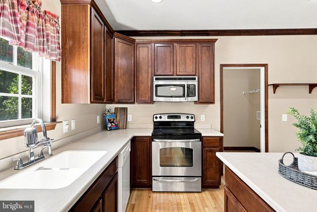 8020 ROBERT E LEE DR, Spotsylvania, VA 22551