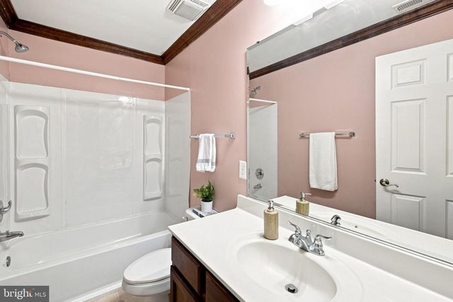 8020 ROBERT E LEE DR, Spotsylvania, VA 22551